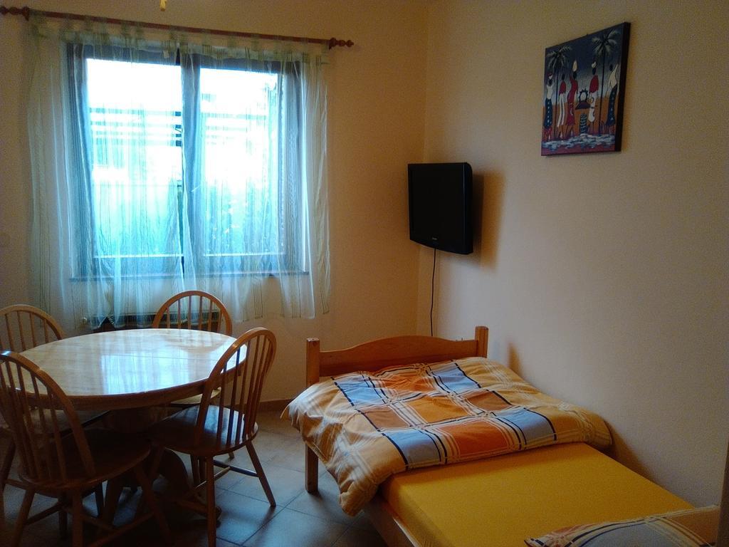 Apartment Jasmine Izola Extérieur photo